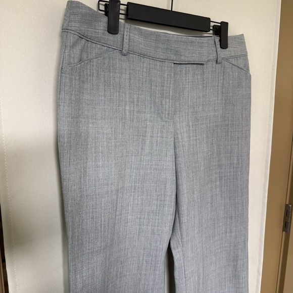 White House Black Market Womens 8S Short Grey Flare Leg Dress Pants Bottoms - Picture 2 of 9
